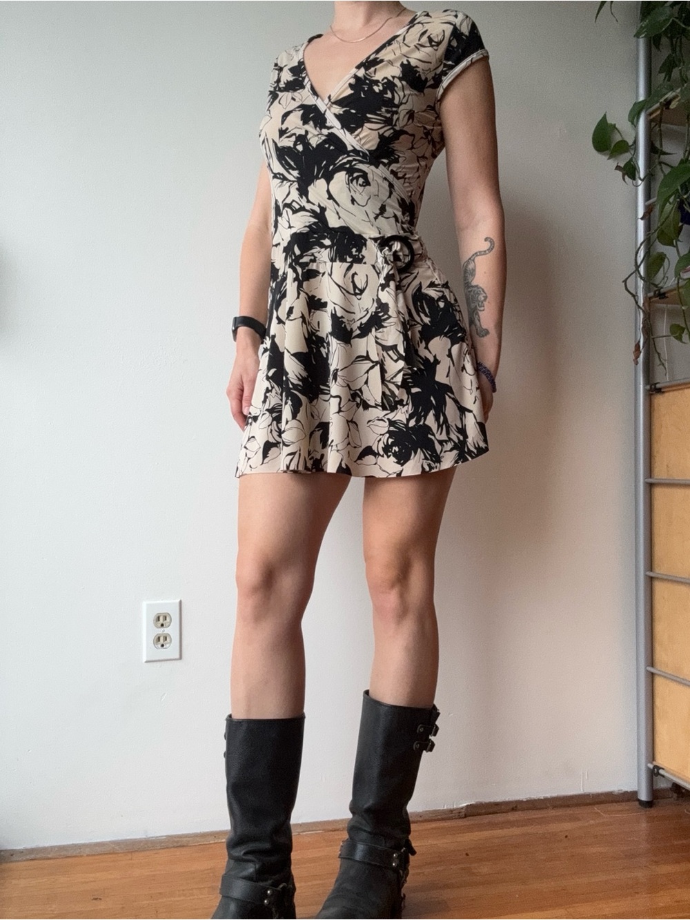 Wet Seal Cream Floral Wrap Mini Dress - vintage made in the USA